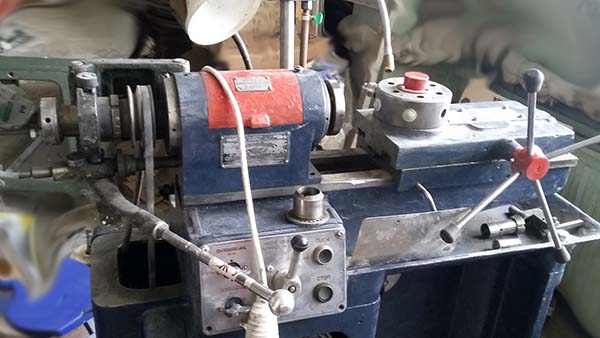 1Б318 Верстат токарно-револьверний